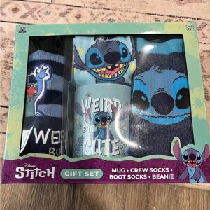 Stitch winter gift set